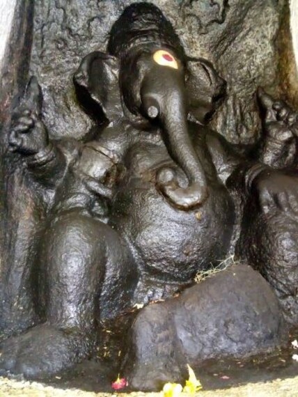 Vallam Cave Temple-1